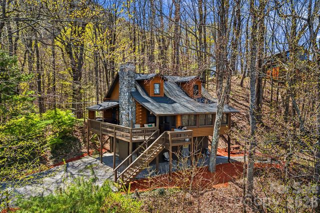 2977 Heath Peak Road, Waynesville, NC 28785