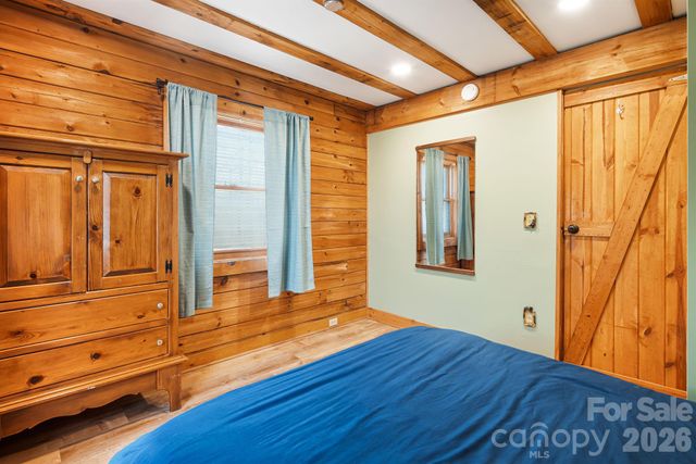 2977 Heath Peak Road, Waynesville, NC 28785