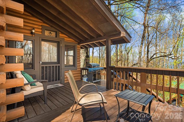 2977 Heath Peak Road, Waynesville, NC 28785