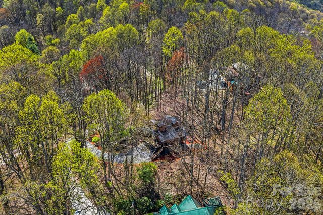 2977 Heath Peak Road, Waynesville, NC 28785