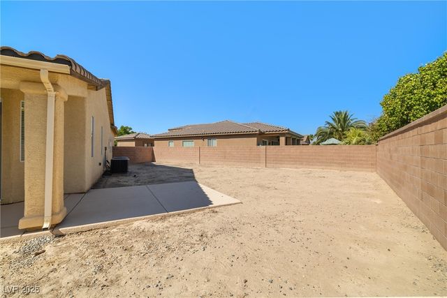 5300 La Terra Avenue, Pahrump, NV 89061