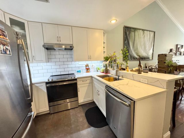 7174 Sportsman Drive, North Lauderdale, FL 33068