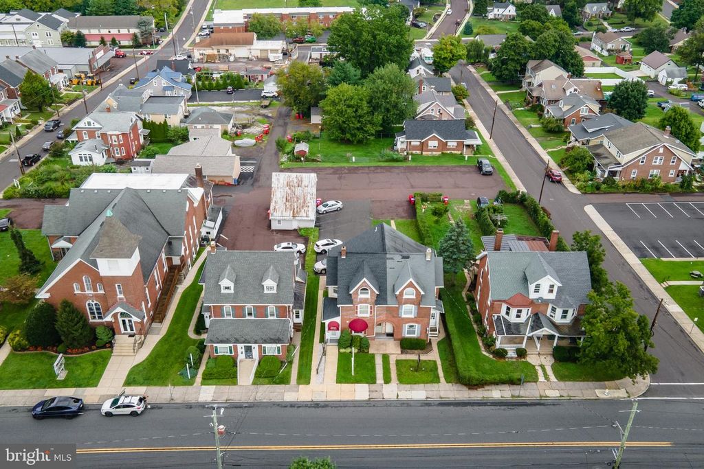 213 E BROAD #, SOUDERTON, PA 18964 — photo 2