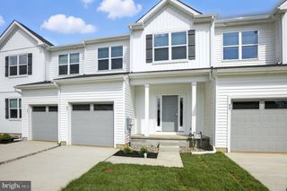 7 KESSEL RUN, Berlin, NJ 08009