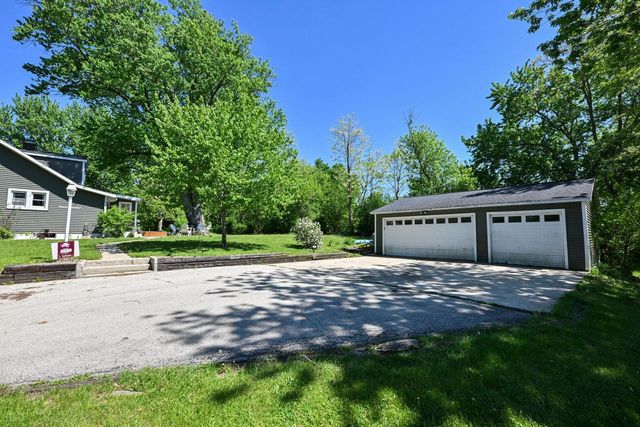23723 82nd PLACE, Salem, WI 53168