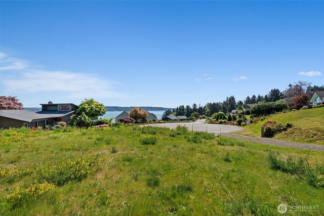 15 E Smith Cove Way, Shelton, WA 98584