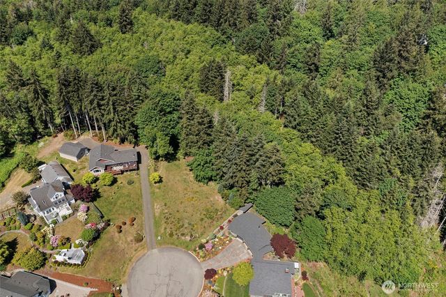 15 E Smith Cove Way, Shelton, WA 98584