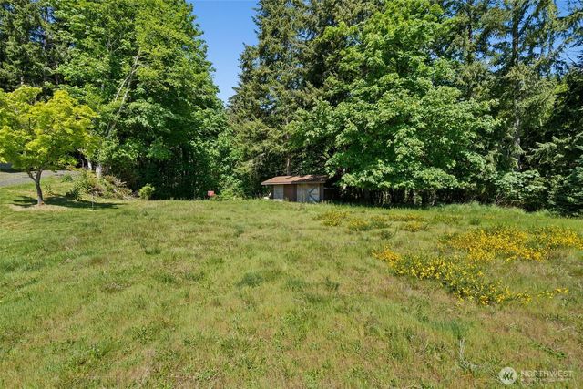 15 E Smith Cove Way, Shelton, WA 98584