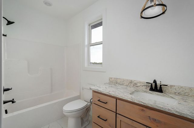 3039 W Teton Drive, Springfield, MO 65810