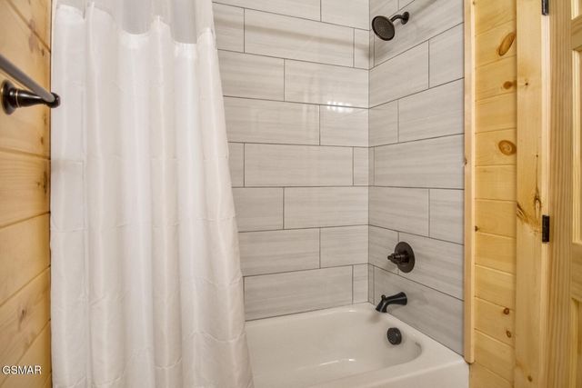 640 Stockton Drive, Sevierville, TN 37876