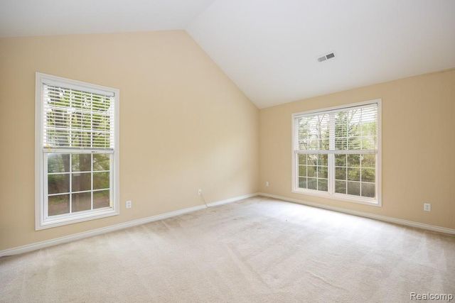 28443 Carlton Way Drive, Novi, MI 48377