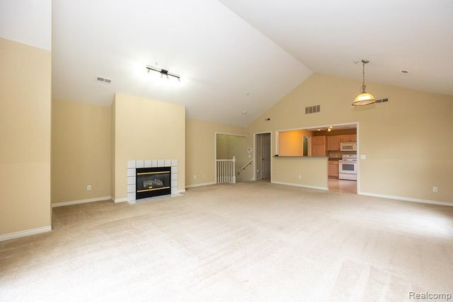 28443 Carlton Way Drive, Novi, MI 48377