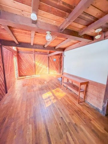 25 Vineyard Meadow Farms Rd., West Tisbury, MA 02575