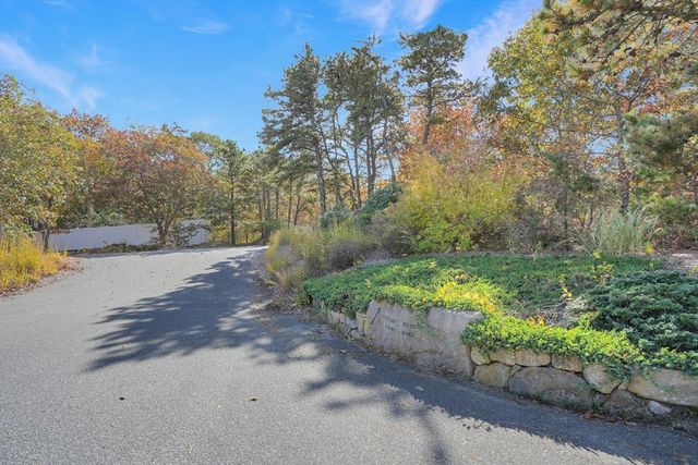 25 Vineyard Meadow Farms Rd., West Tisbury, MA 02575