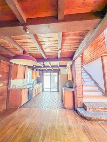 25 Vineyard Meadow Farms Rd., West Tisbury, MA 02575