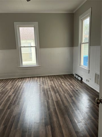 1018 W Sears Street, Denison, TX 75020