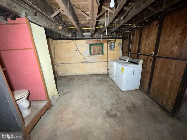 2279 HOLLINSHED AVE, Pennsauken, NJ 08110