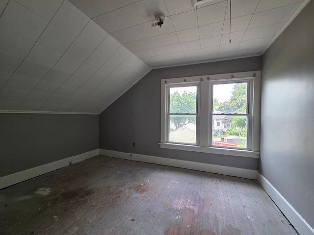 506 S Lincoln Avenue, Davenport, IA 52802