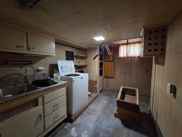 506 S Lincoln Avenue, Davenport, IA 52802