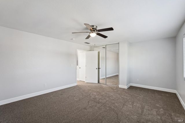 824 Cedarcrest Dr, Vacaville, CA 95687