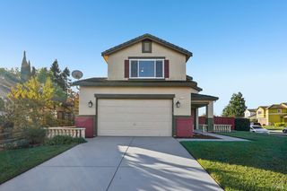 824 Cedarcrest Dr, Vacaville, CA 95687