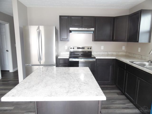 2156 Pumpkin Ridge Court, Hamilton, OH 45013