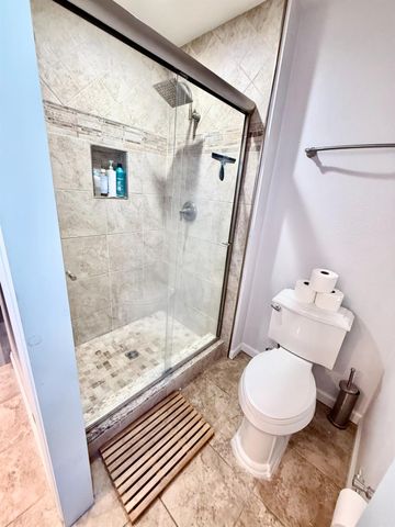 5455 N Marty Avenue # 115, Fresno, CA 93711