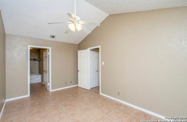 10210 Sunrise Field, San Antonio, TX 78245