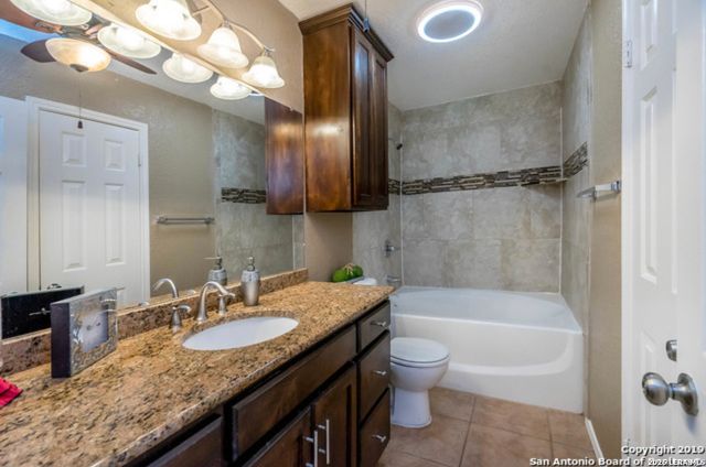 10210 Sunrise Field, San Antonio, TX 78245