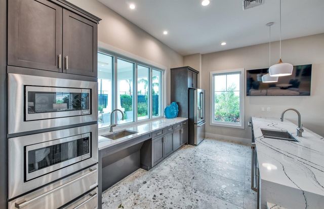 1185 Haven Circle Palmary 25, Vero Beach, FL 32960