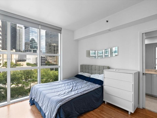 950 Brickell Bay Dr 501, Miami, FL 33131