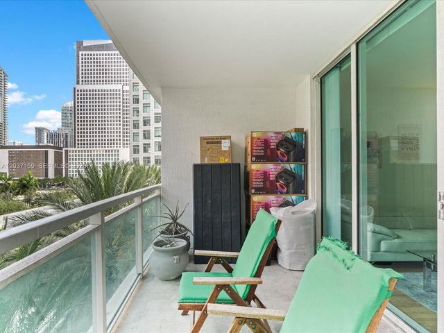 950 Brickell Bay Dr 501, Miami, FL 33131