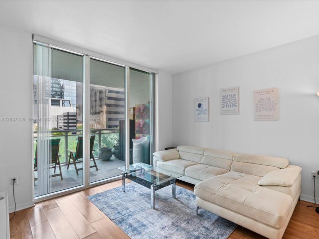 950 Brickell Bay Dr 501, Miami, FL 33131