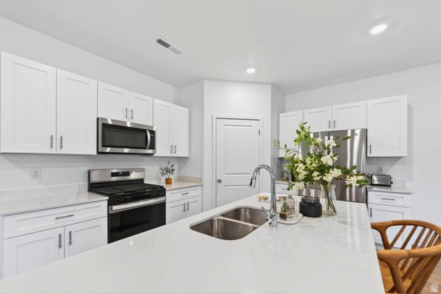 1448 S STAIRCASE WAY, Washington, UT 84780