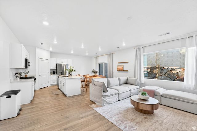 1448 S STAIRCASE WAY, Washington, UT 84780