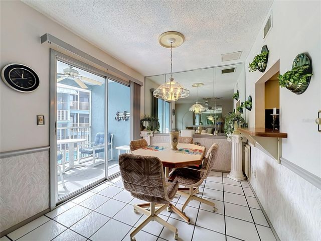 205 HIGHLAND AVENUE 3, Bradenton Beach, FL 34217