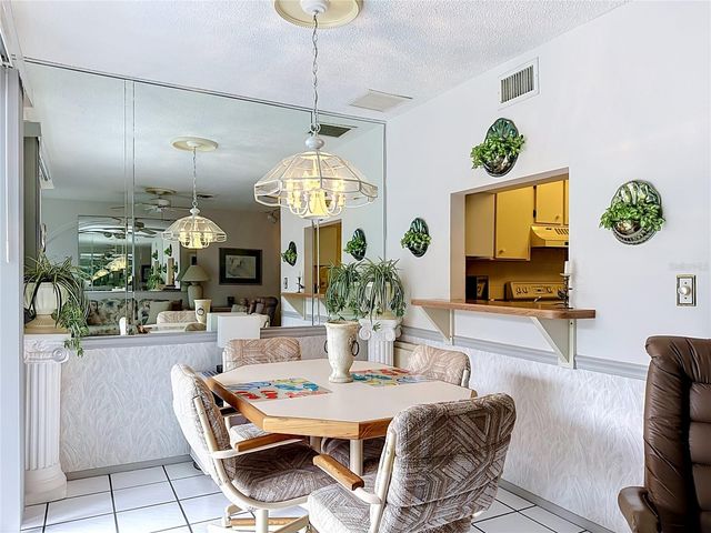 205 HIGHLAND AVENUE 3, Bradenton Beach, FL 34217