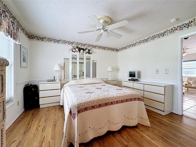 205 HIGHLAND AVENUE 3, Bradenton Beach, FL 34217