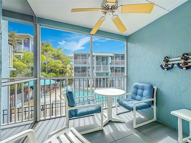 205 HIGHLAND AVENUE 3, Bradenton Beach, FL 34217