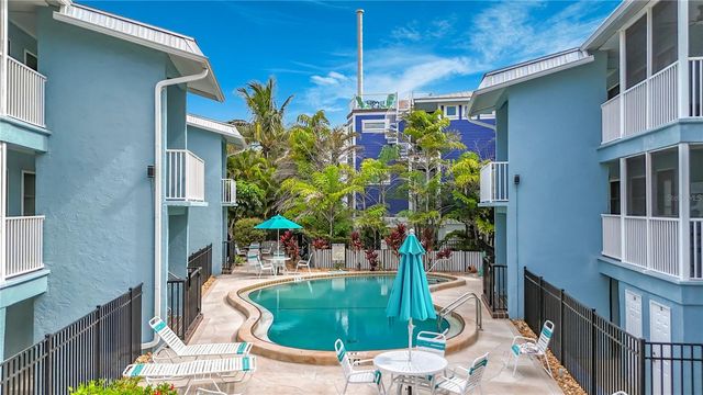 205 HIGHLAND AVENUE 3, Bradenton Beach, FL 34217