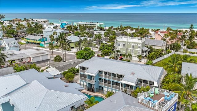 205 HIGHLAND AVENUE 3, Bradenton Beach, FL 34217