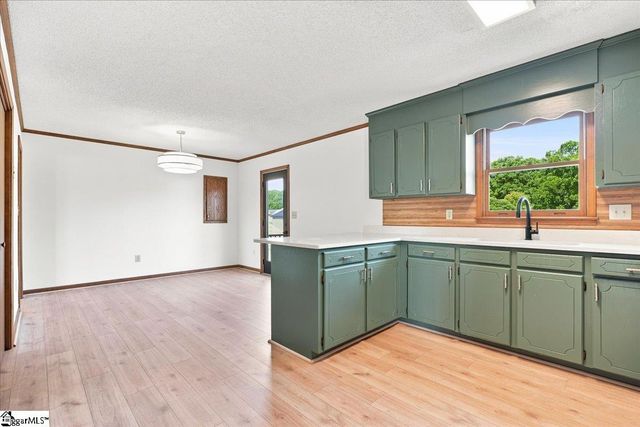 803 Quillen Avenue, Fountain Inn, SC 29644