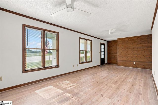 803 Quillen Avenue, Fountain Inn, SC 29644