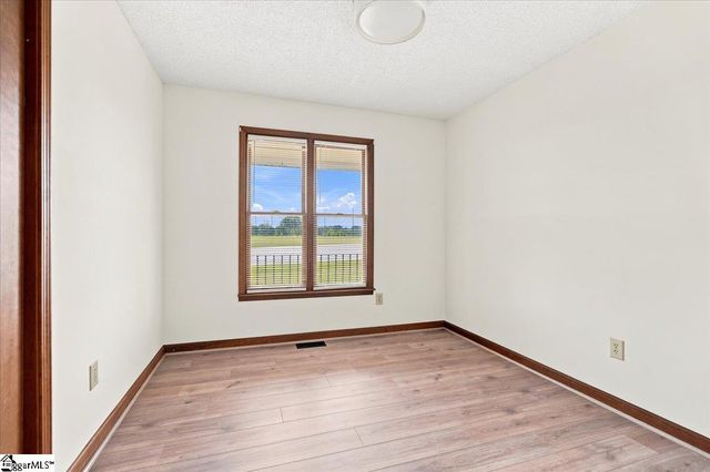 803 Quillen Avenue, Fountain Inn, SC 29644