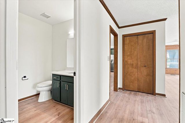 803 Quillen Avenue, Fountain Inn, SC 29644
