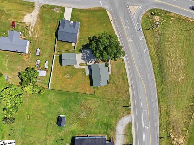 803 Quillen Avenue, Fountain Inn, SC 29644
