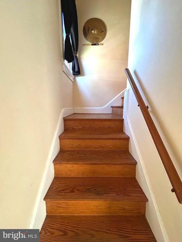 523 W SPRINGETTSBURY AVE, York, PA 17403