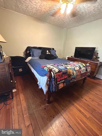 523 W SPRINGETTSBURY AVE, York, PA 17403