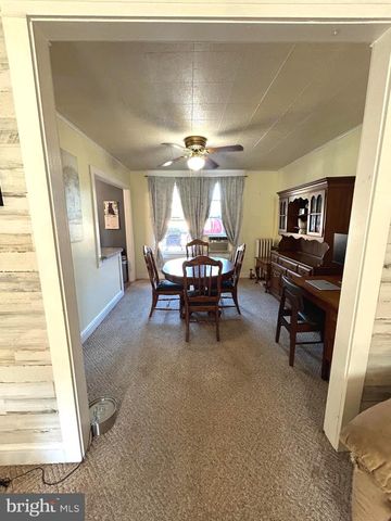 523 W SPRINGETTSBURY AVE, York, PA 17403