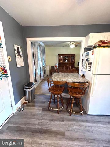 523 W SPRINGETTSBURY AVE, York, PA 17403